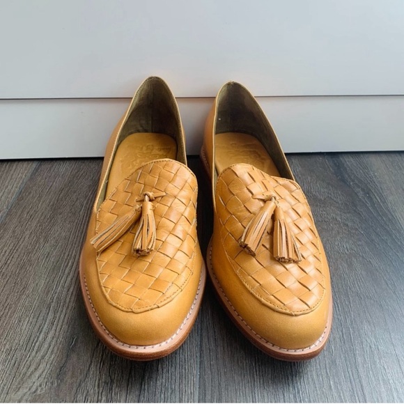 🆕New BaliELF Handmade Light Tan Nikita Woven Leather Loafers Tassel Preppy Sz 7 - Picture 3 of 9